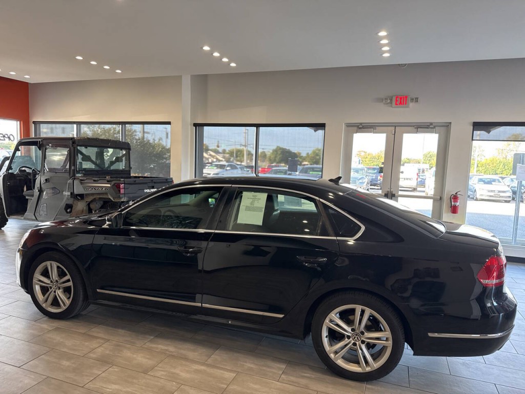 2014 Volkswagen Passat Image 7