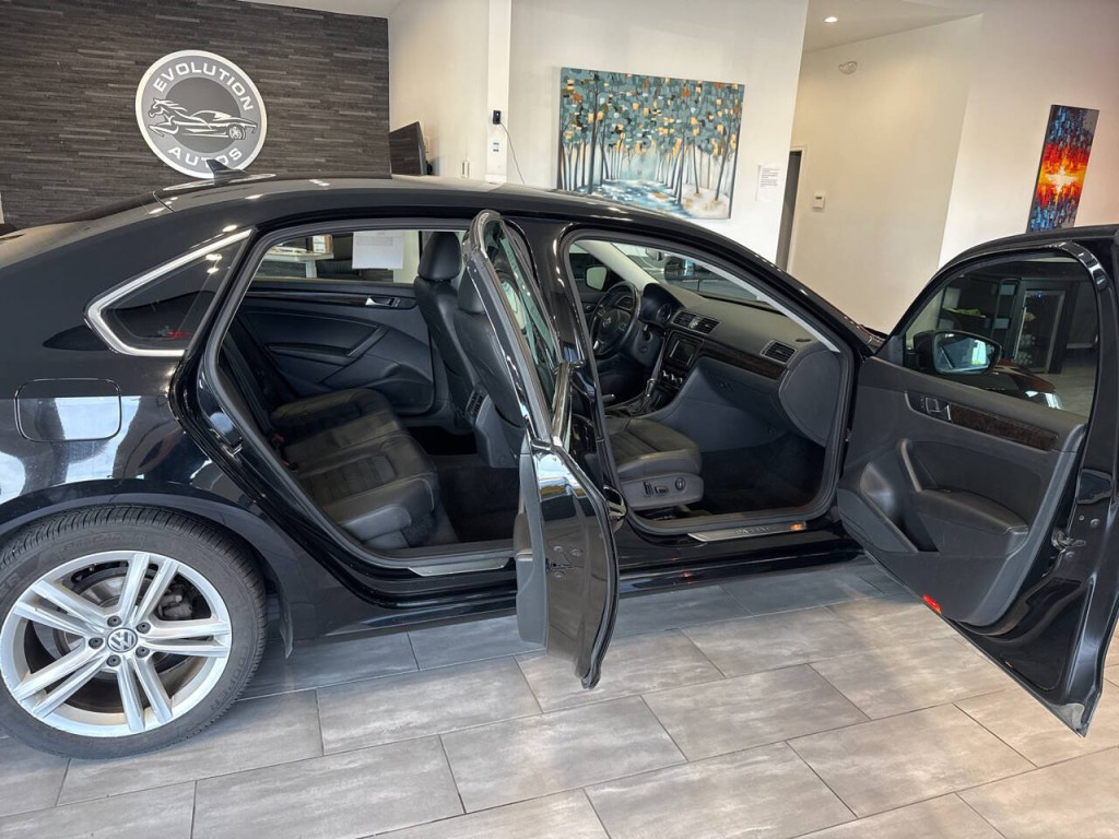 2014 Volkswagen Passat Image 15