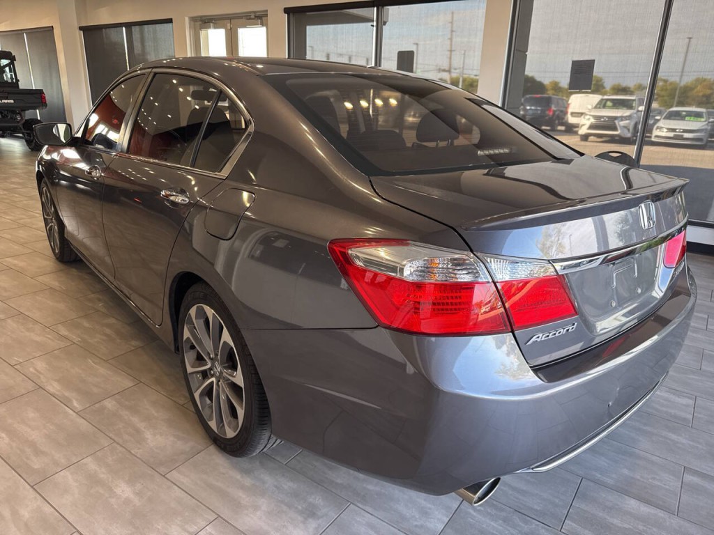 2013 Honda Accord Image 12