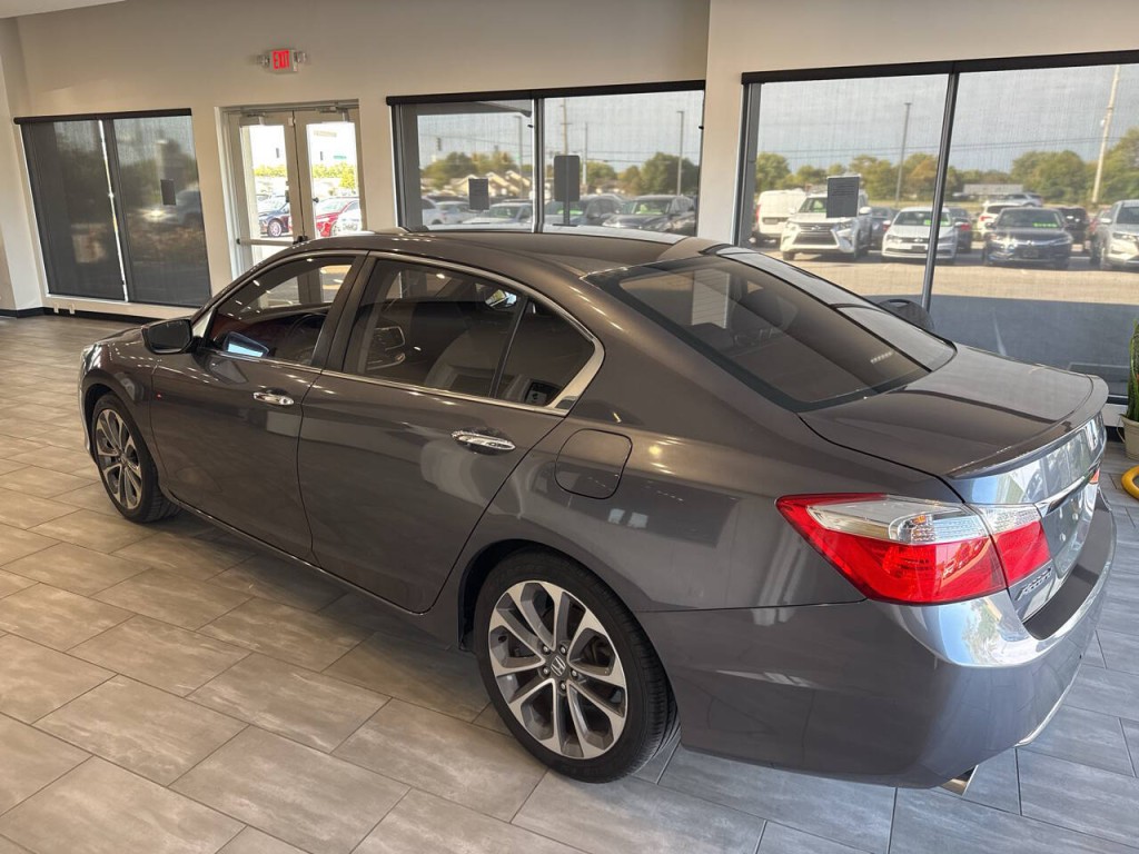 2013 Honda Accord Image 13