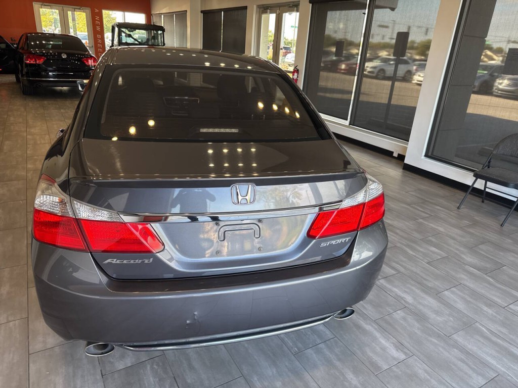 2013 Honda Accord Image 14
