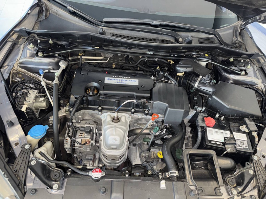 2013 Honda Accord Image 30