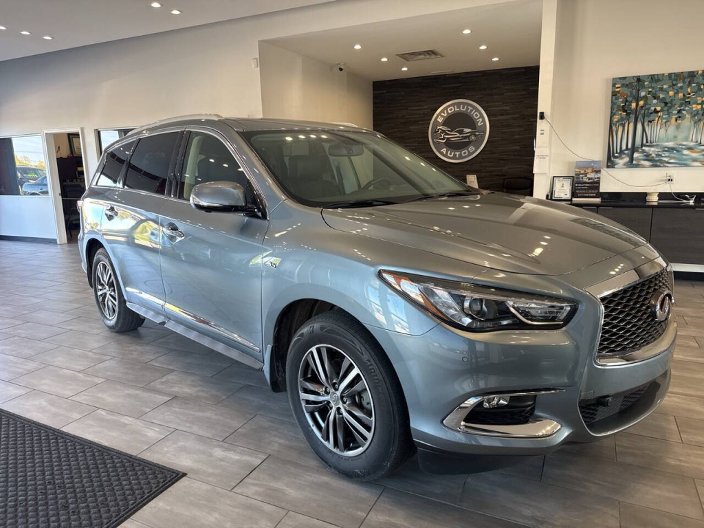 2017 INFINITI QX60 Image 3