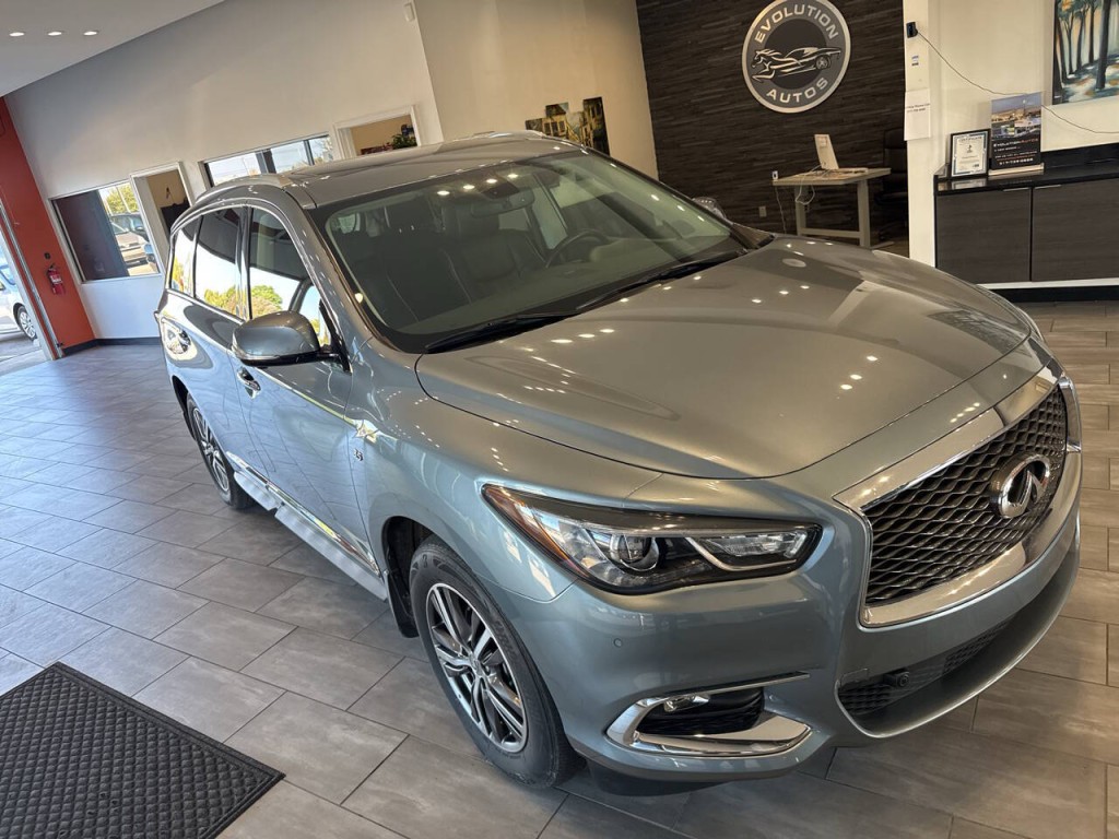 2017 INFINITI QX60 Image 4