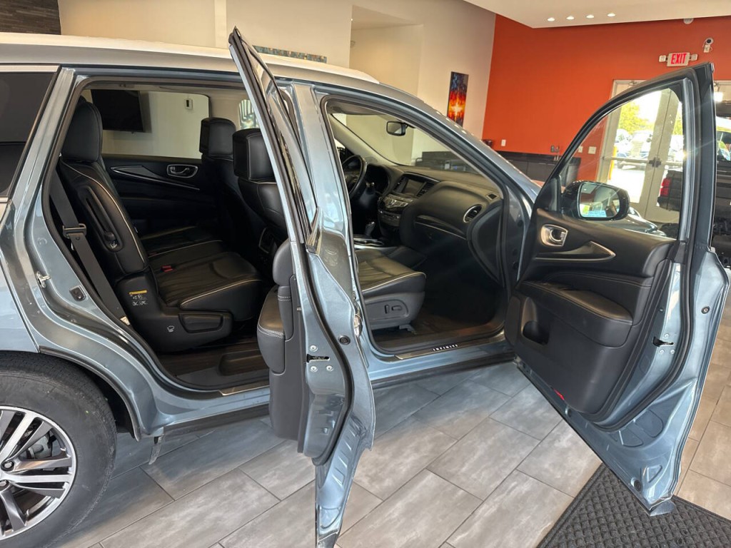 2017 INFINITI QX60 Image 14