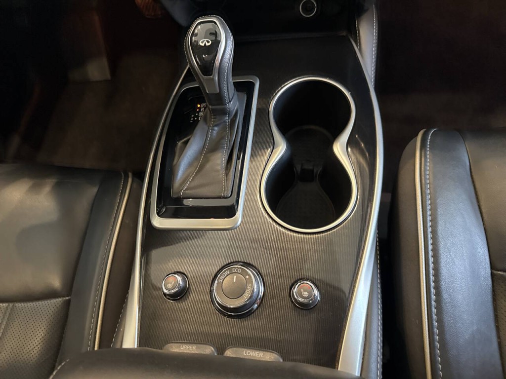 2017 INFINITI QX60 Image 26
