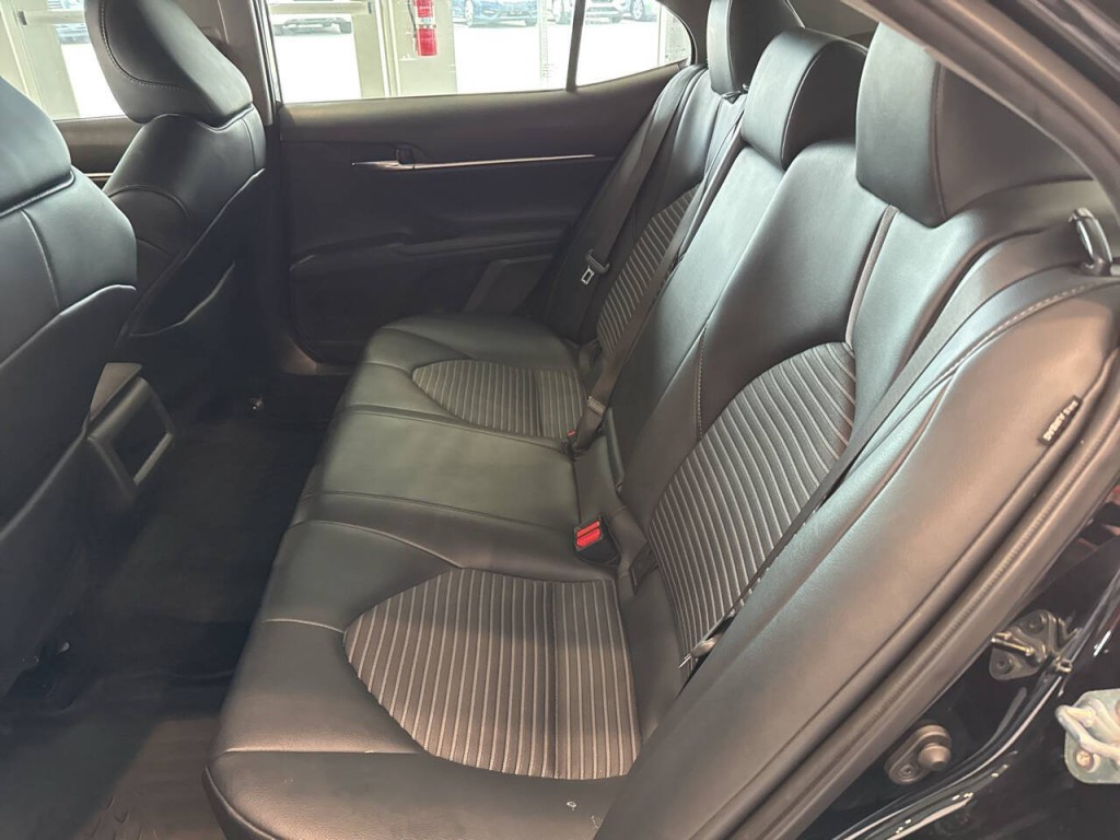 2022 Toyota Camry Image 23