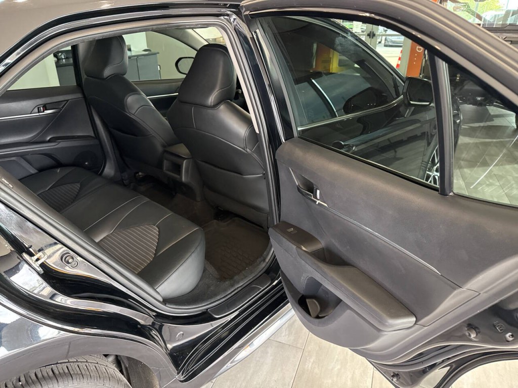 2022 Toyota Camry Image 28