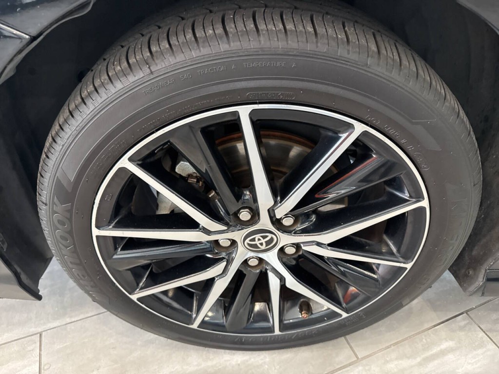 2022 Toyota Camry Image 37
