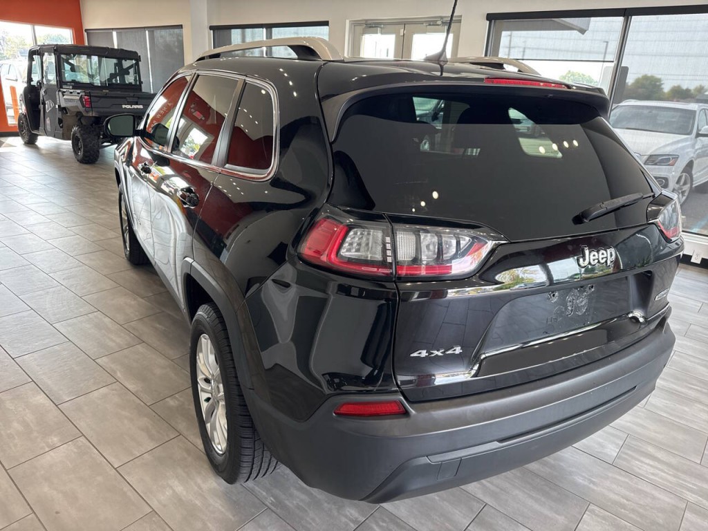 2019 Jeep Cherokee Image 12