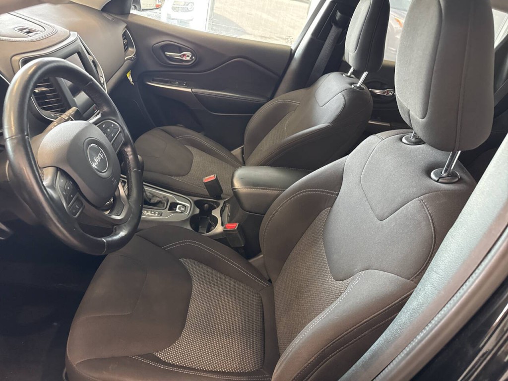 2019 Jeep Cherokee Image 21