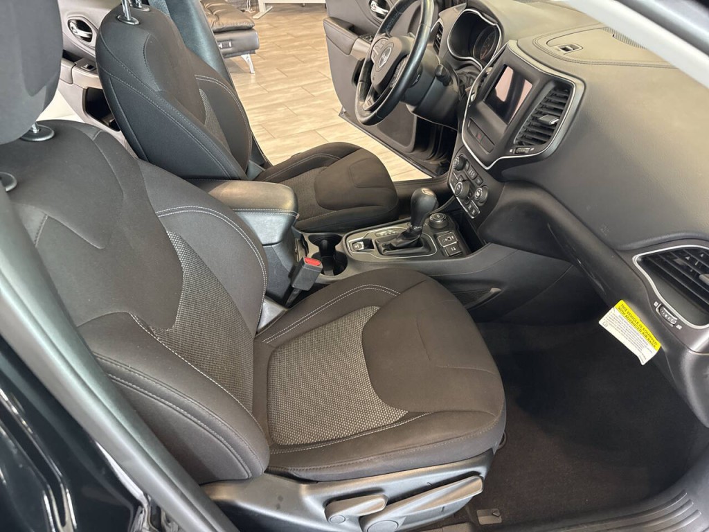 2019 Jeep Cherokee Image 23