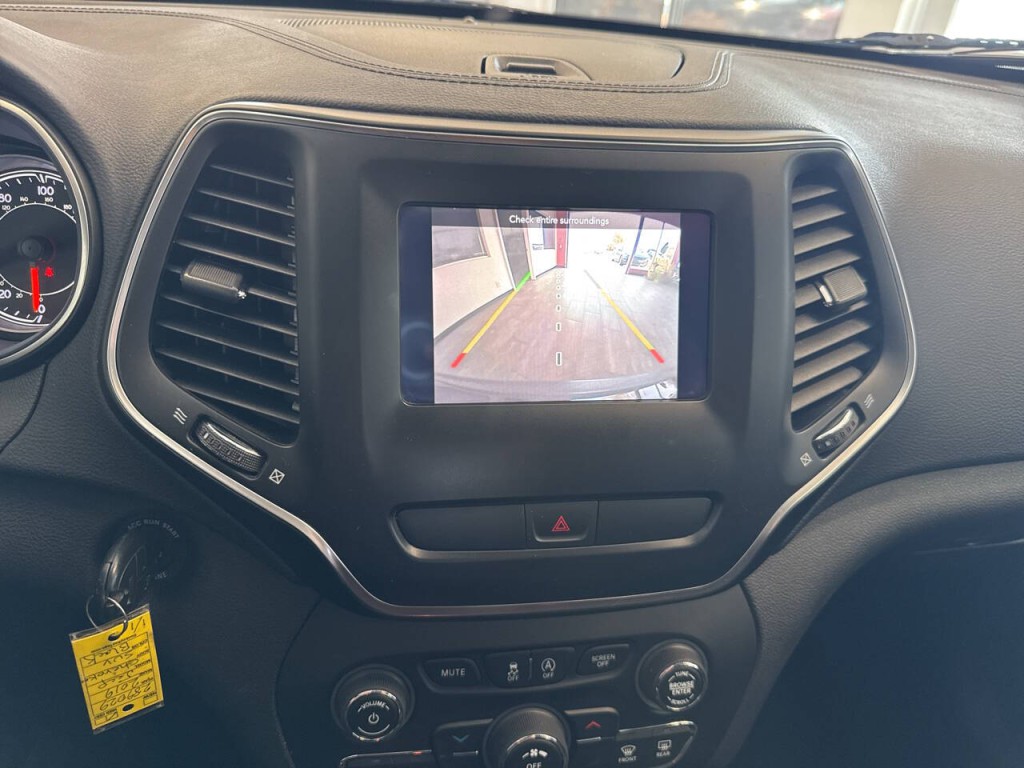 2019 Jeep Cherokee Image 33