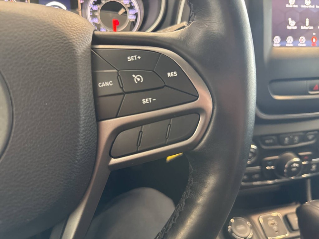 2019 Jeep Cherokee Image 37