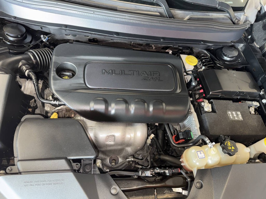 2019 Jeep Cherokee Image 38