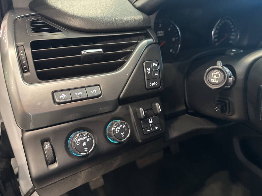 2018 Chevrolet Tahoe Image 31