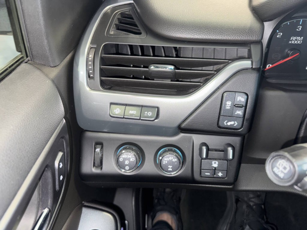 2018 Chevrolet Tahoe Image 37