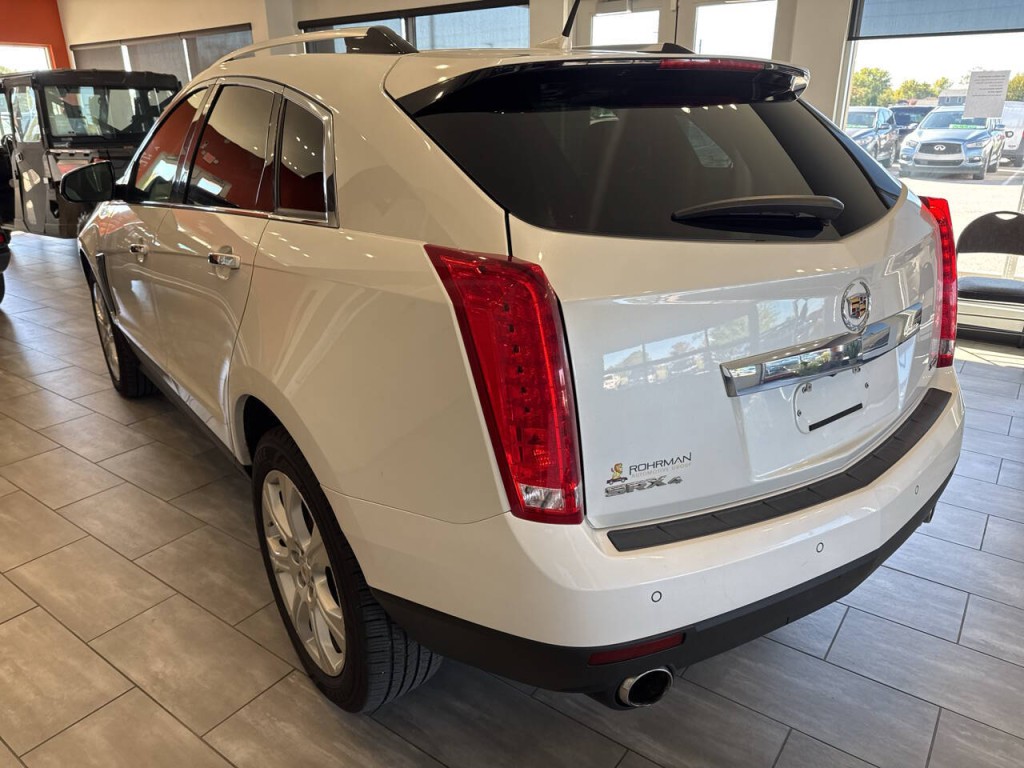2013 Cadillac SRX Image 6