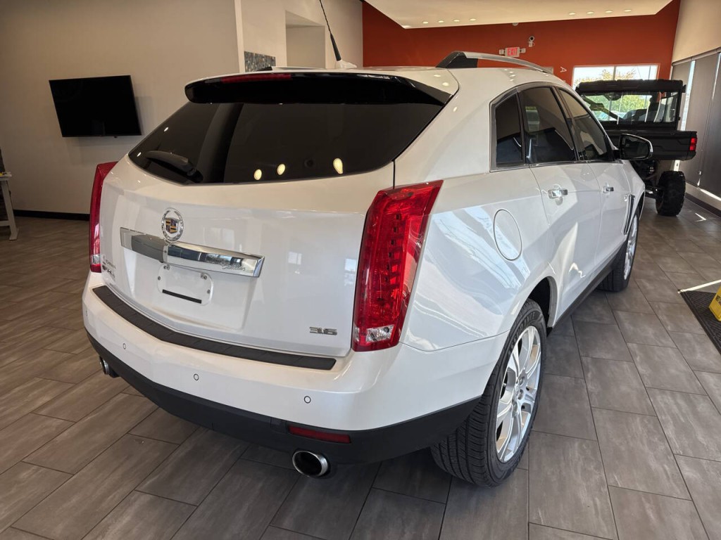 2013 Cadillac SRX Image 8