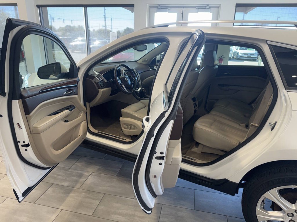 2013 Cadillac SRX Image 21