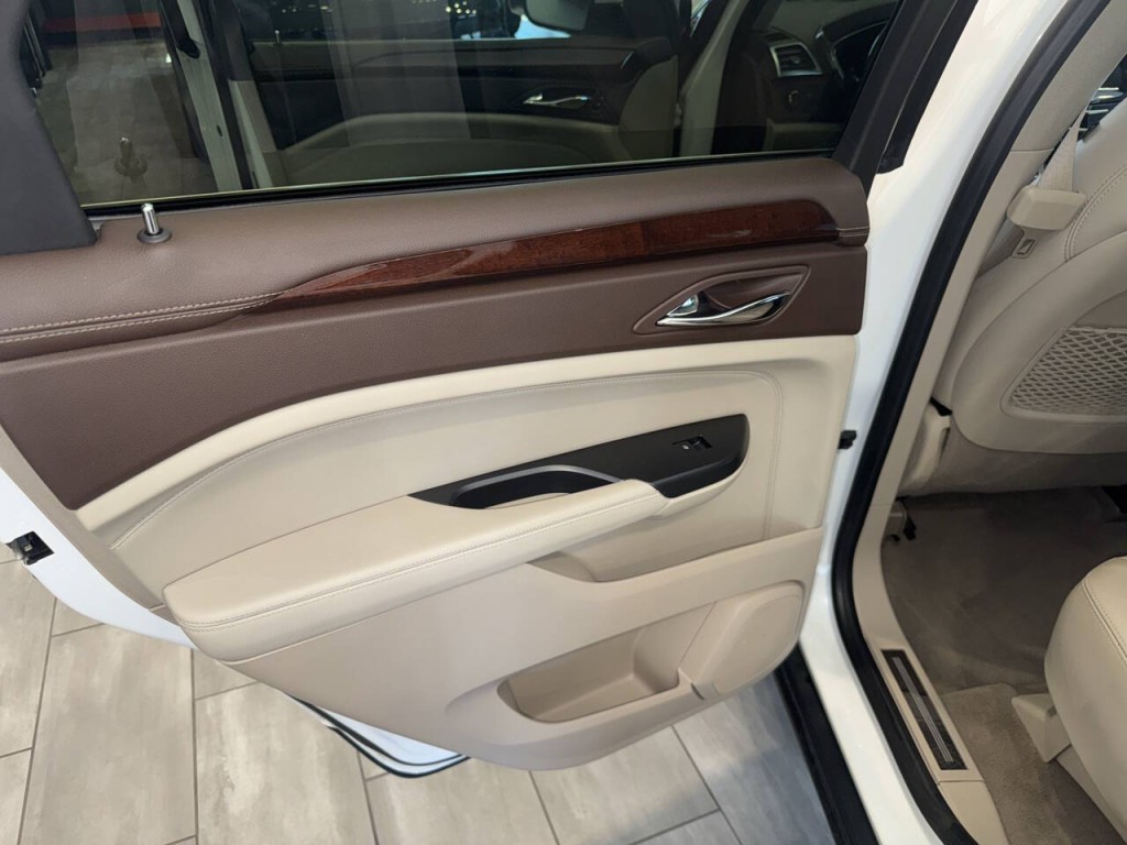 2013 Cadillac SRX Image 25