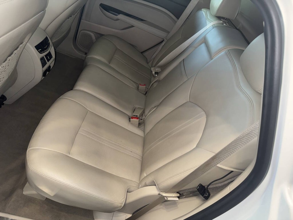 2013 Cadillac SRX Image 26