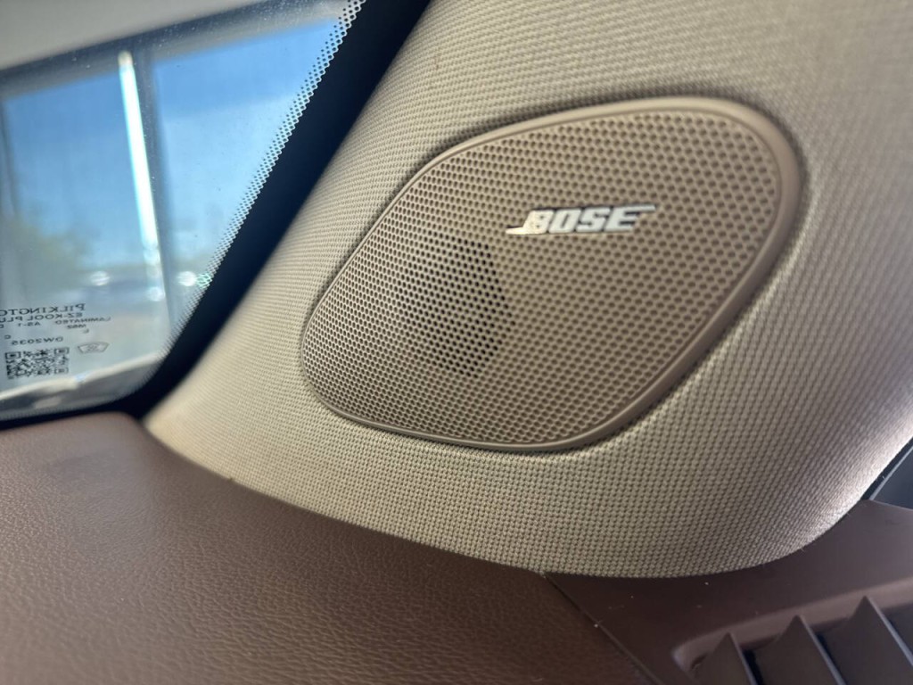 2013 Cadillac SRX Image 32