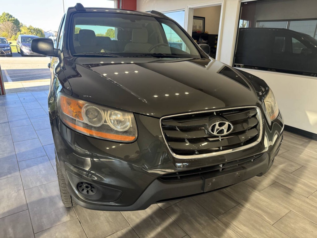 2011 Hyundai Santa Fe Image 6