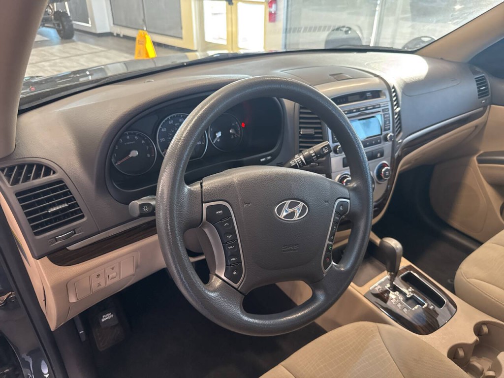 2011 Hyundai Santa Fe Image 20