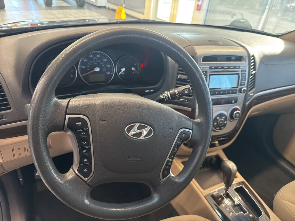 2011 Hyundai Santa Fe Image 21