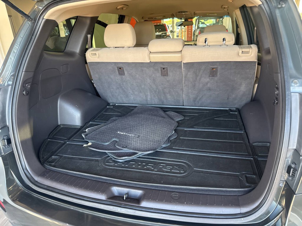 2011 Hyundai Santa Fe Image 25