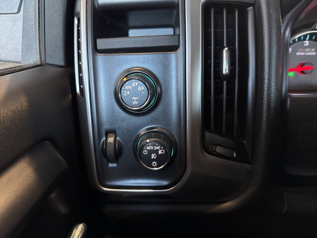 2014 Chevrolet Silverado 1500 Image 37