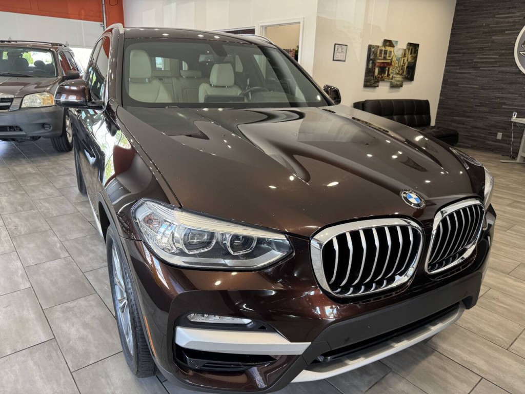 2018 BMW X3 Image 2