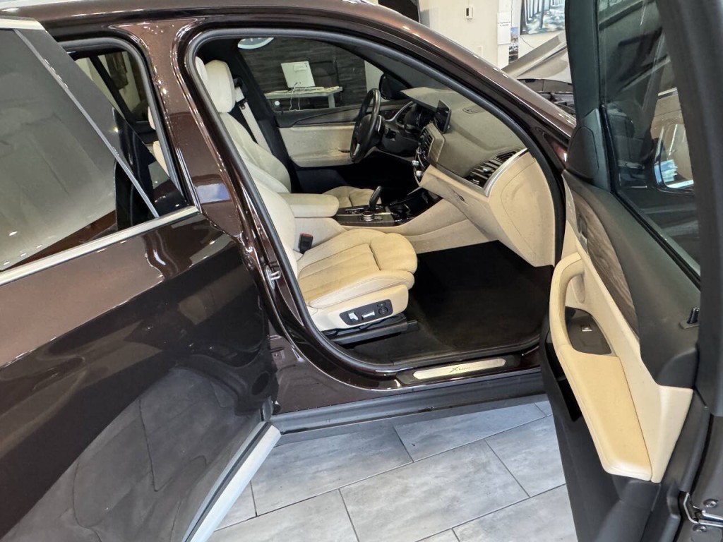 2018 BMW X3 Image 19