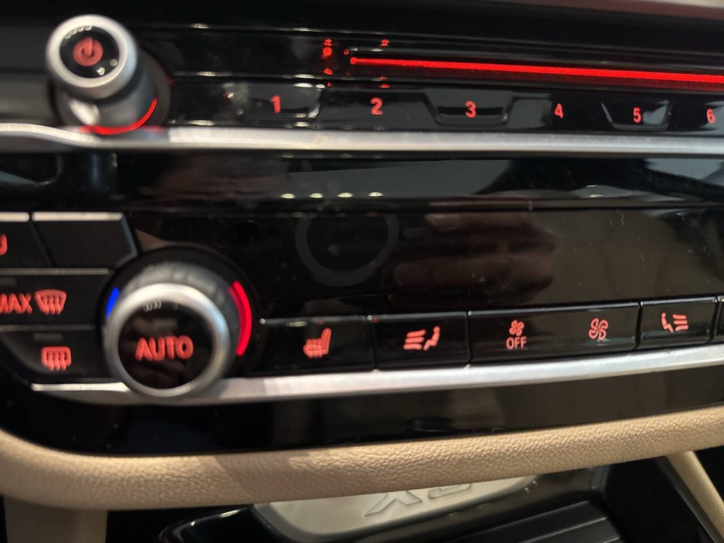 2018 BMW X3 Image 33