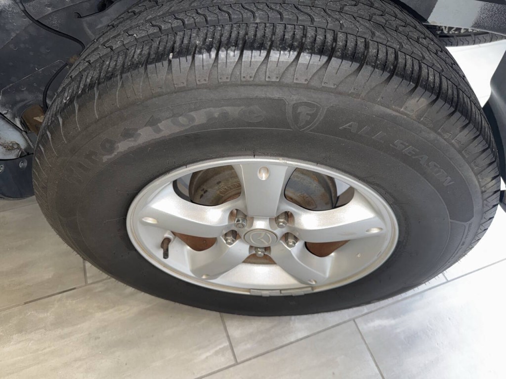 2006 Mazda Tribute Image 11
