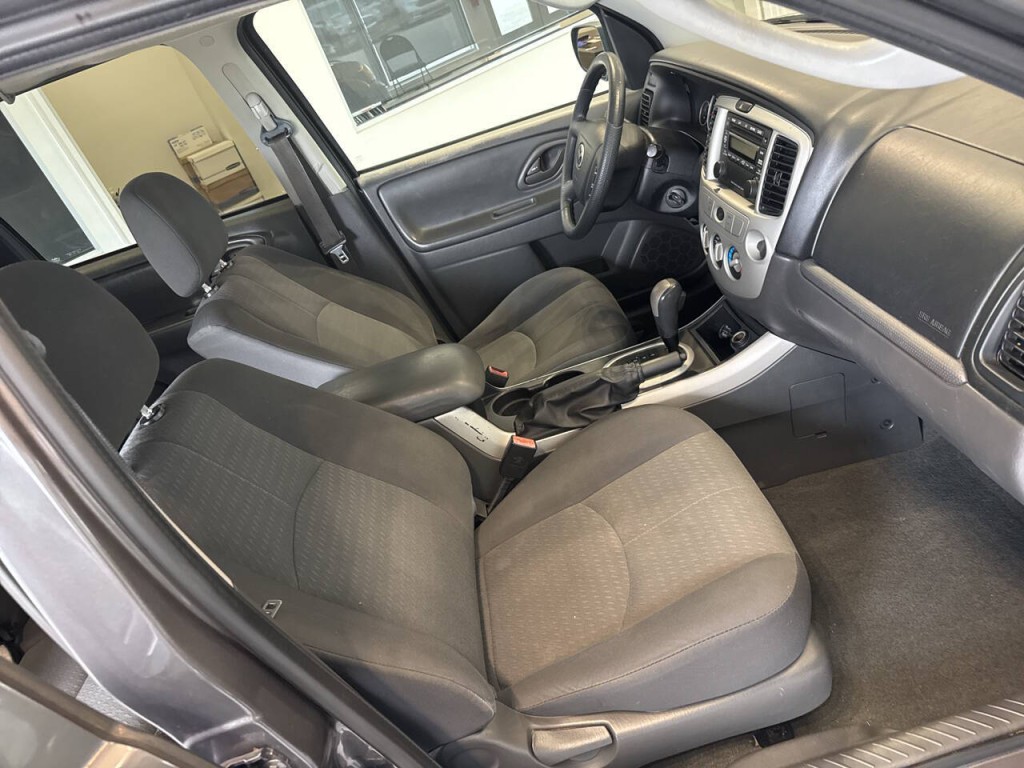 2006 Mazda Tribute Image 21