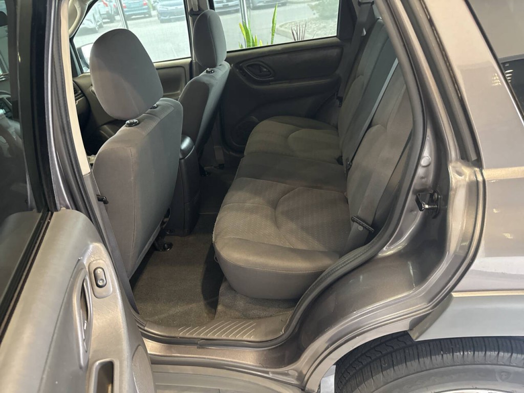 2006 Mazda Tribute Image 29