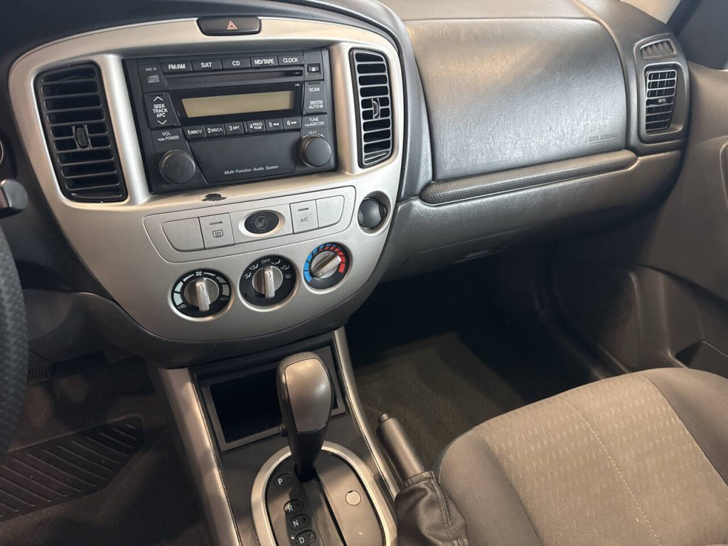 2006 Mazda Tribute Image 31