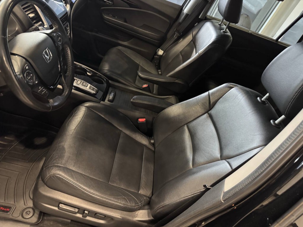 2016 Honda Pilot Image 32