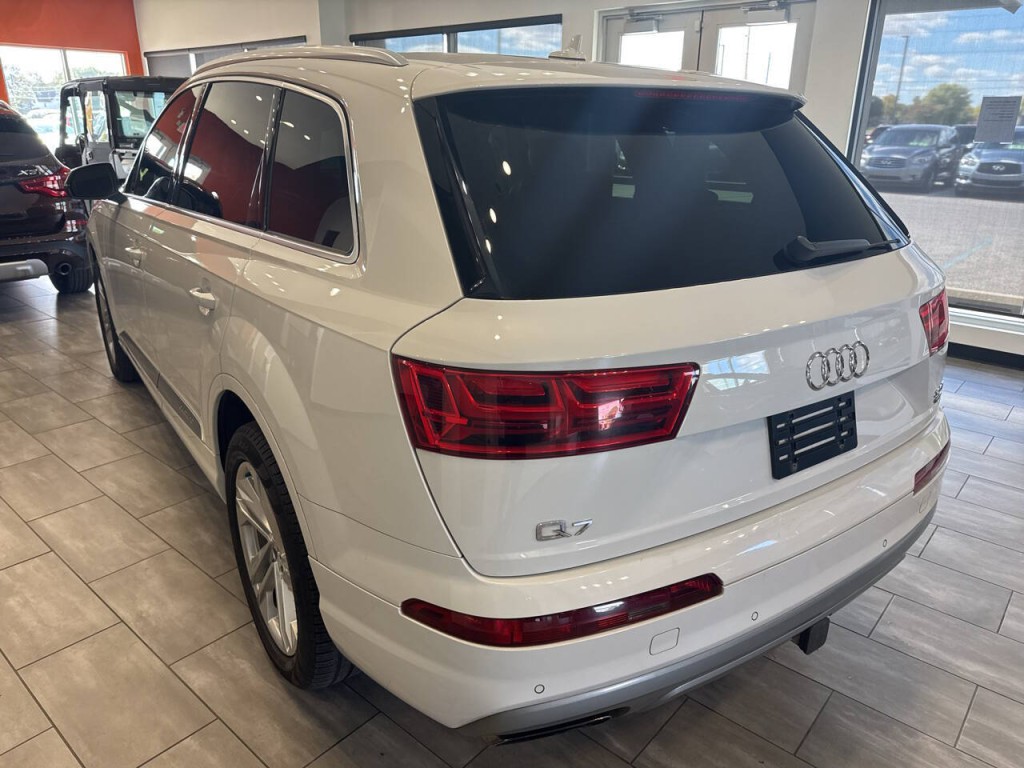 2017 Audi Q7 Image 5