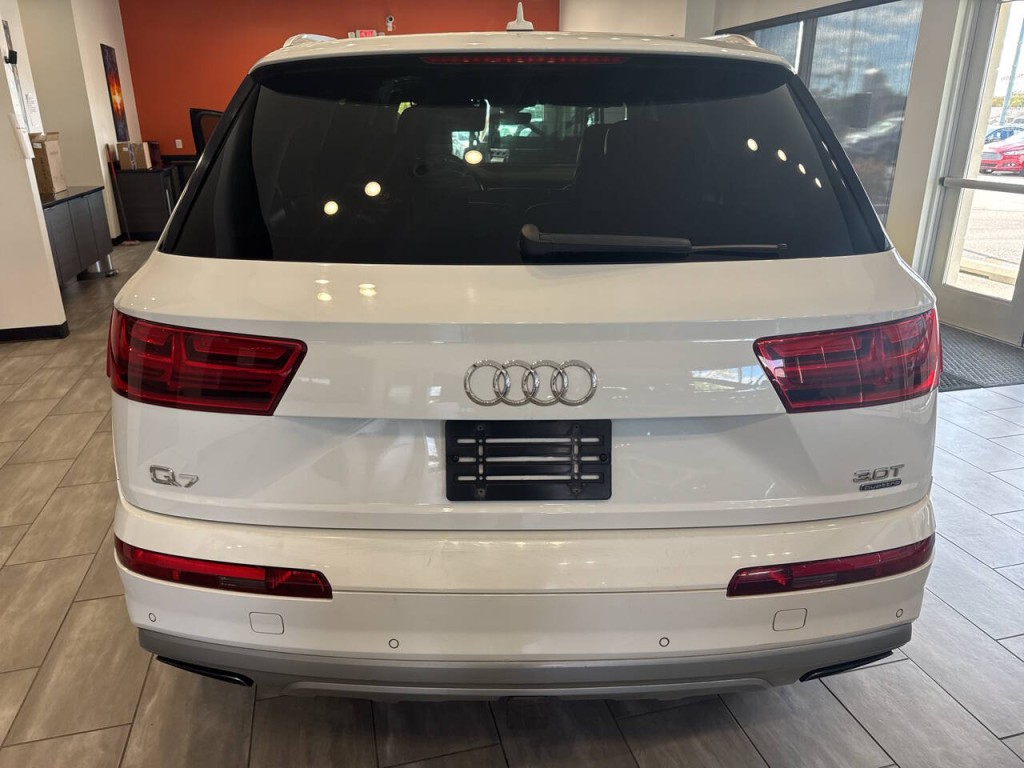 2017 Audi Q7 Image 6