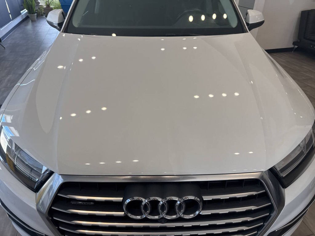 2017 Audi Q7 Image 10