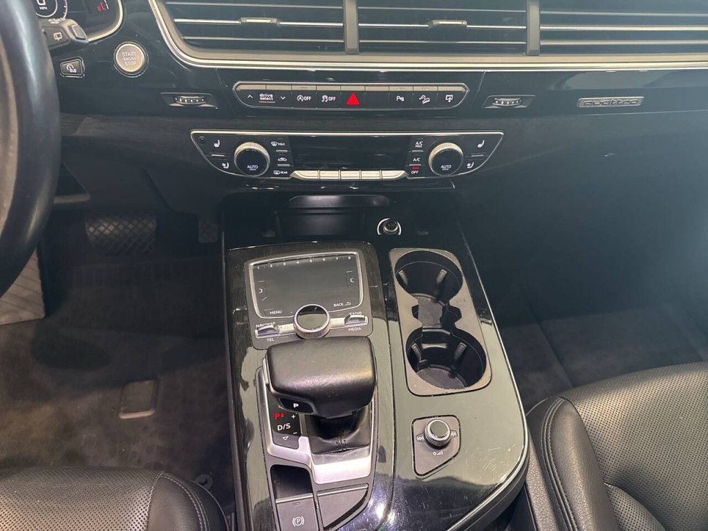 2017 Audi Q7 Image 23