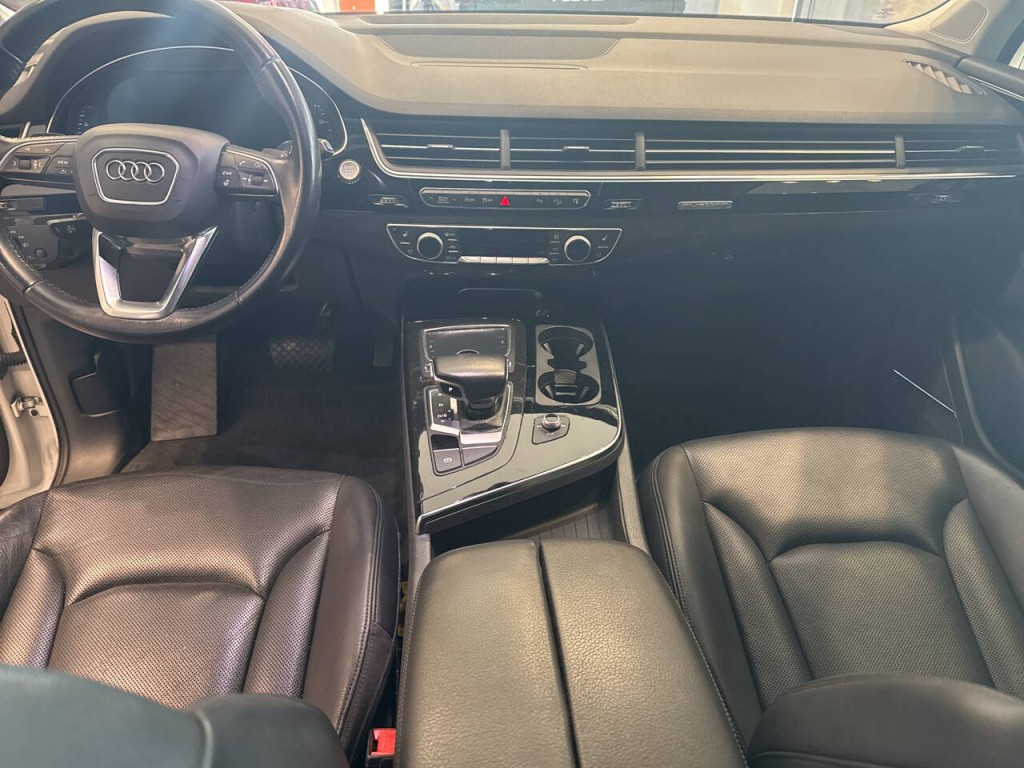 2017 Audi Q7 Image 29