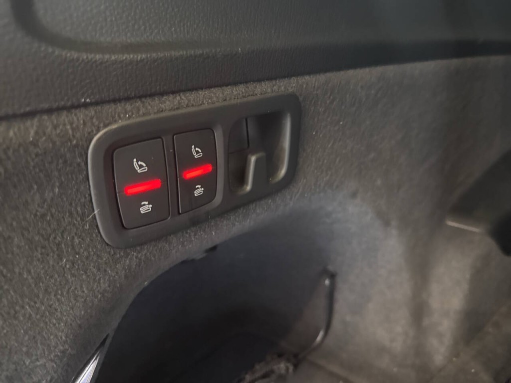 2017 Audi Q7 Image 33