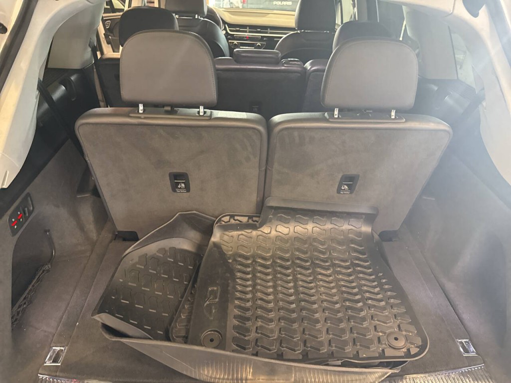 2017 Audi Q7 Image 34
