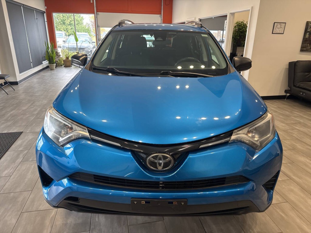 2017 Toyota Rav4 Image 4