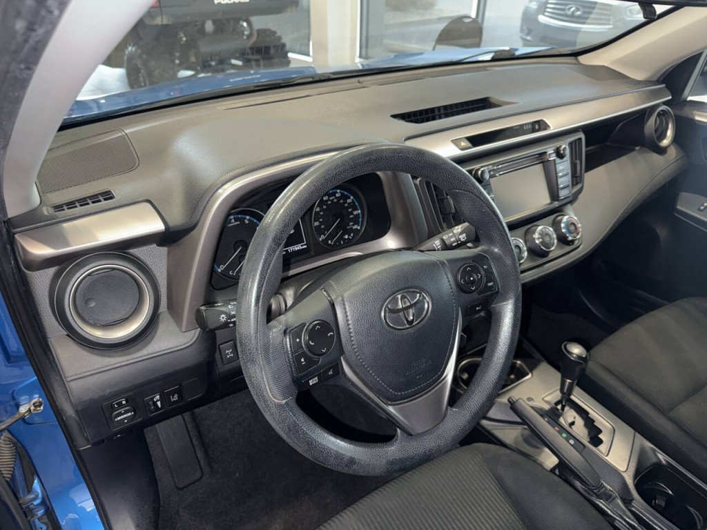 2017 Toyota Rav4 Image 17