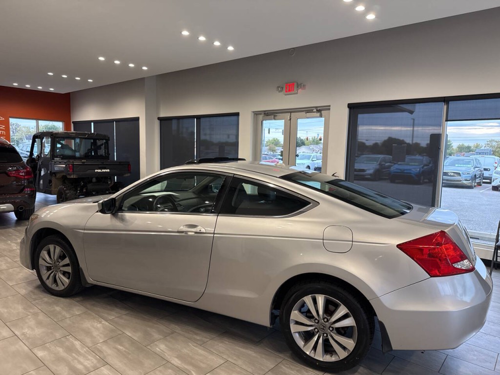 2011 Honda Accord Image 8